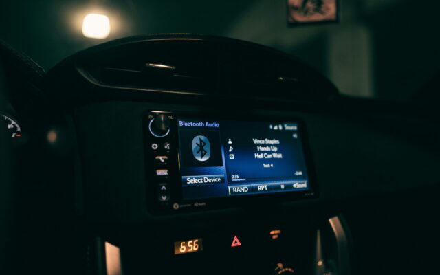 erik-mclean-ZJciRksZce8-unsplash-min